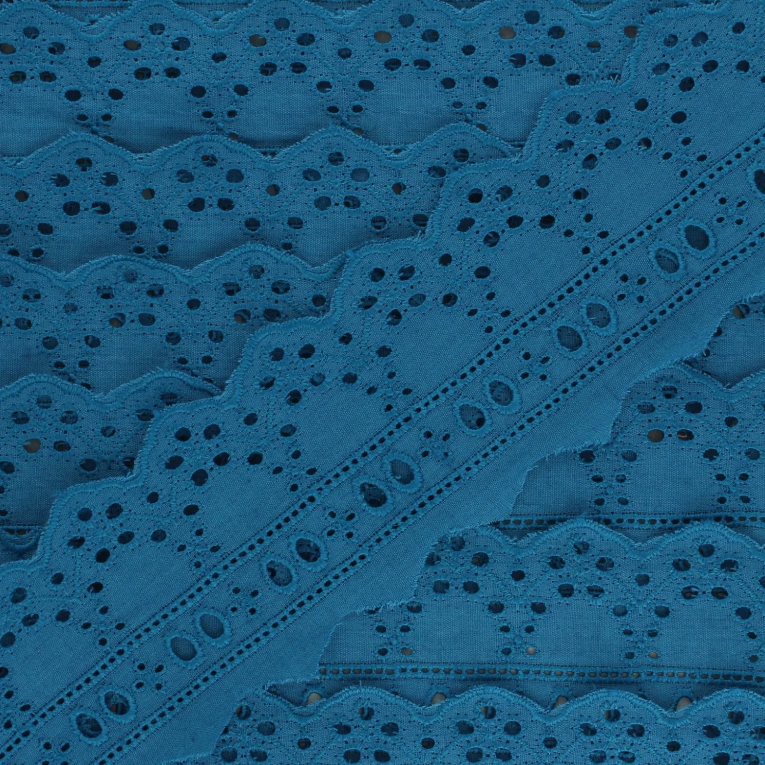 Broderie Anglaise passe-ruban Esmée 60 mm - bleu canard