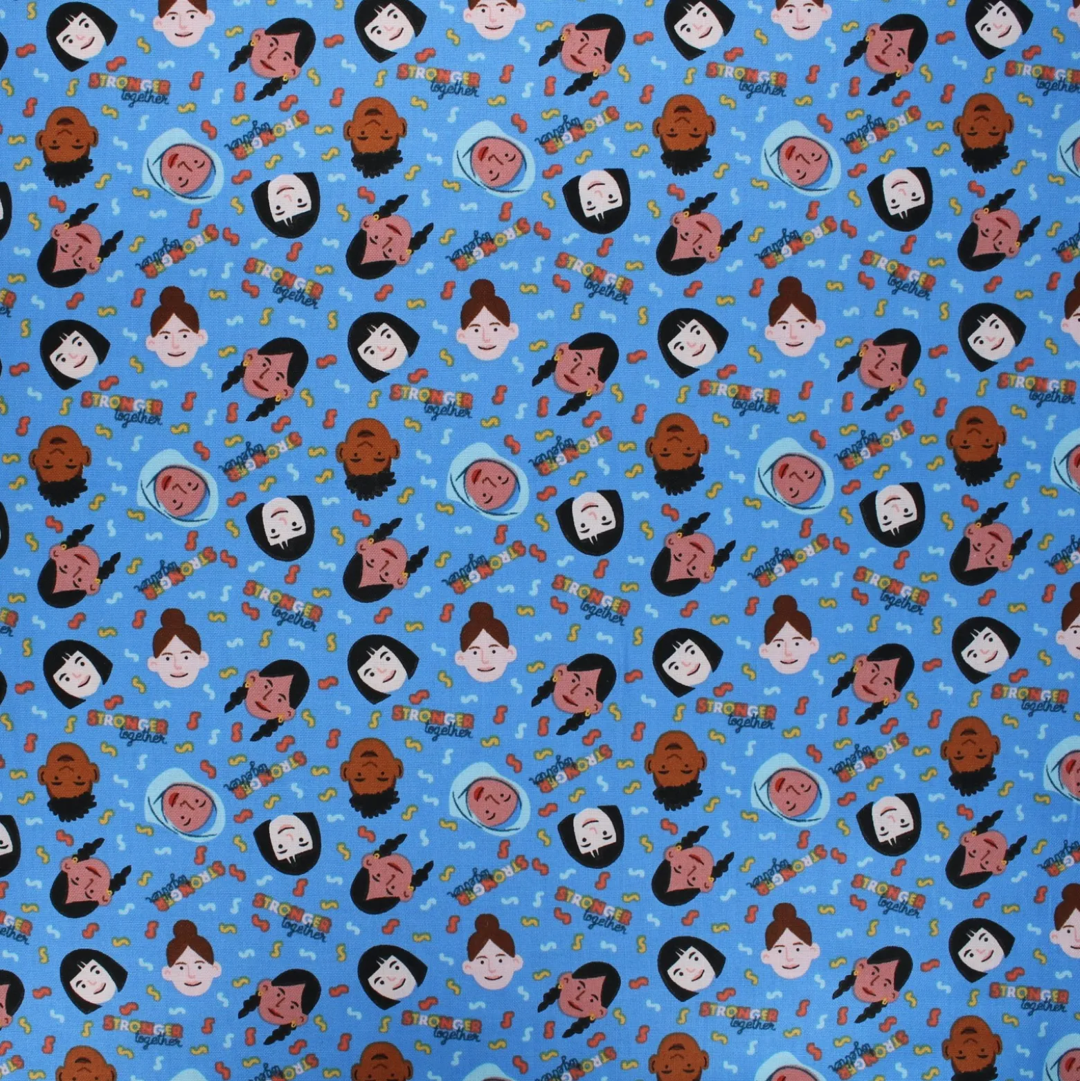 Coupon 100 cm x 110 cm Tissu coton Camelot Fabrics Stronger Together - bleu