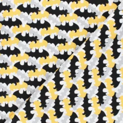 Coupon 100 cm x 110 cm Tissu coton Justice league Batman retro camo - blanc
