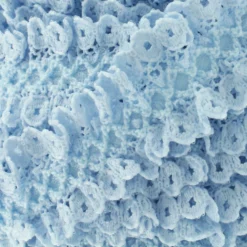Dentelle froufrou sur ruban satin - bleu clair