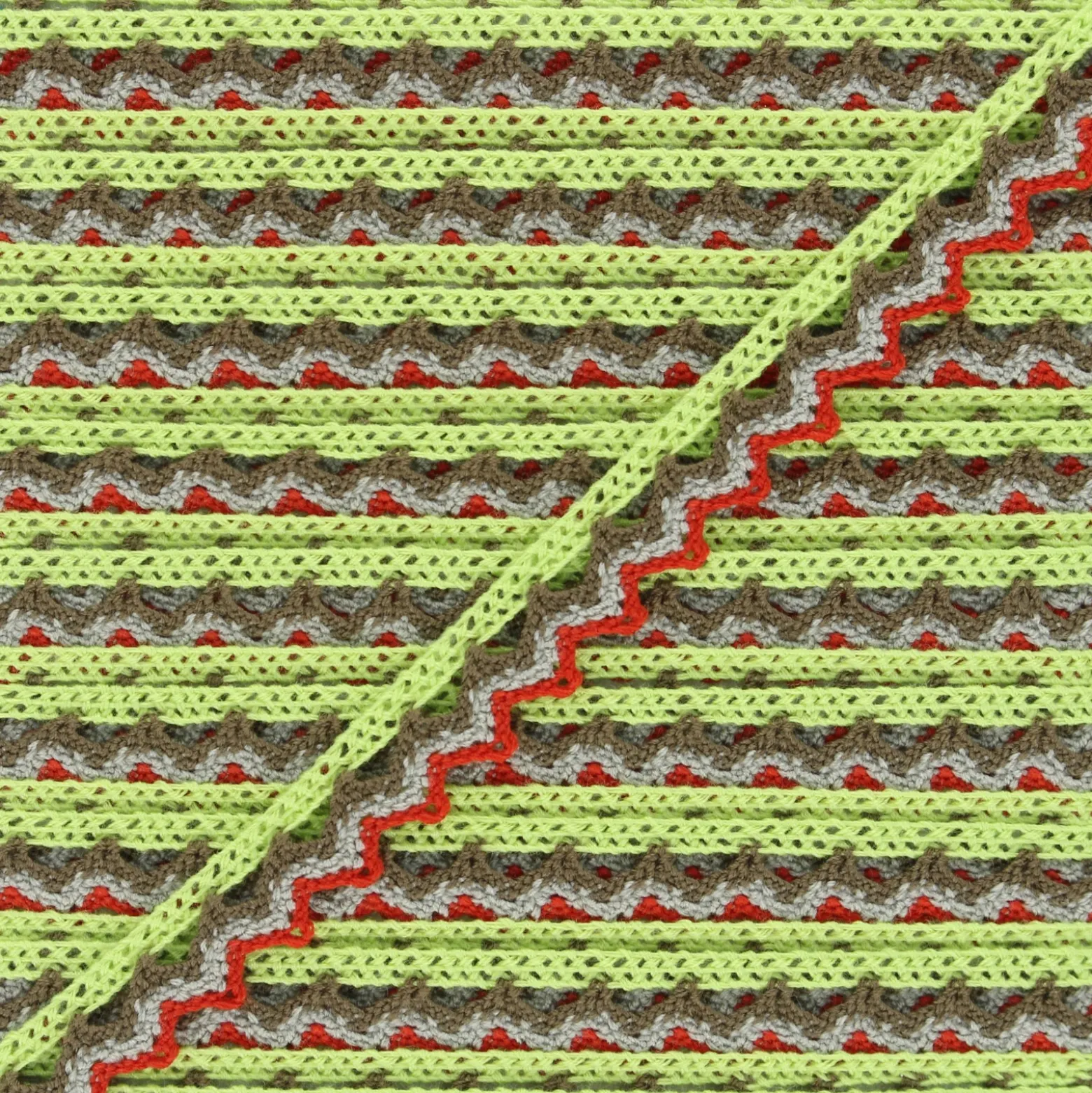 Dentelle multicolore vert
