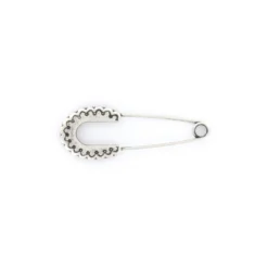 Epingle Kilt Frisy vieil argent