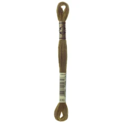 Fil mouliné à broder DMC - 8m - 830 - vert chêne liège