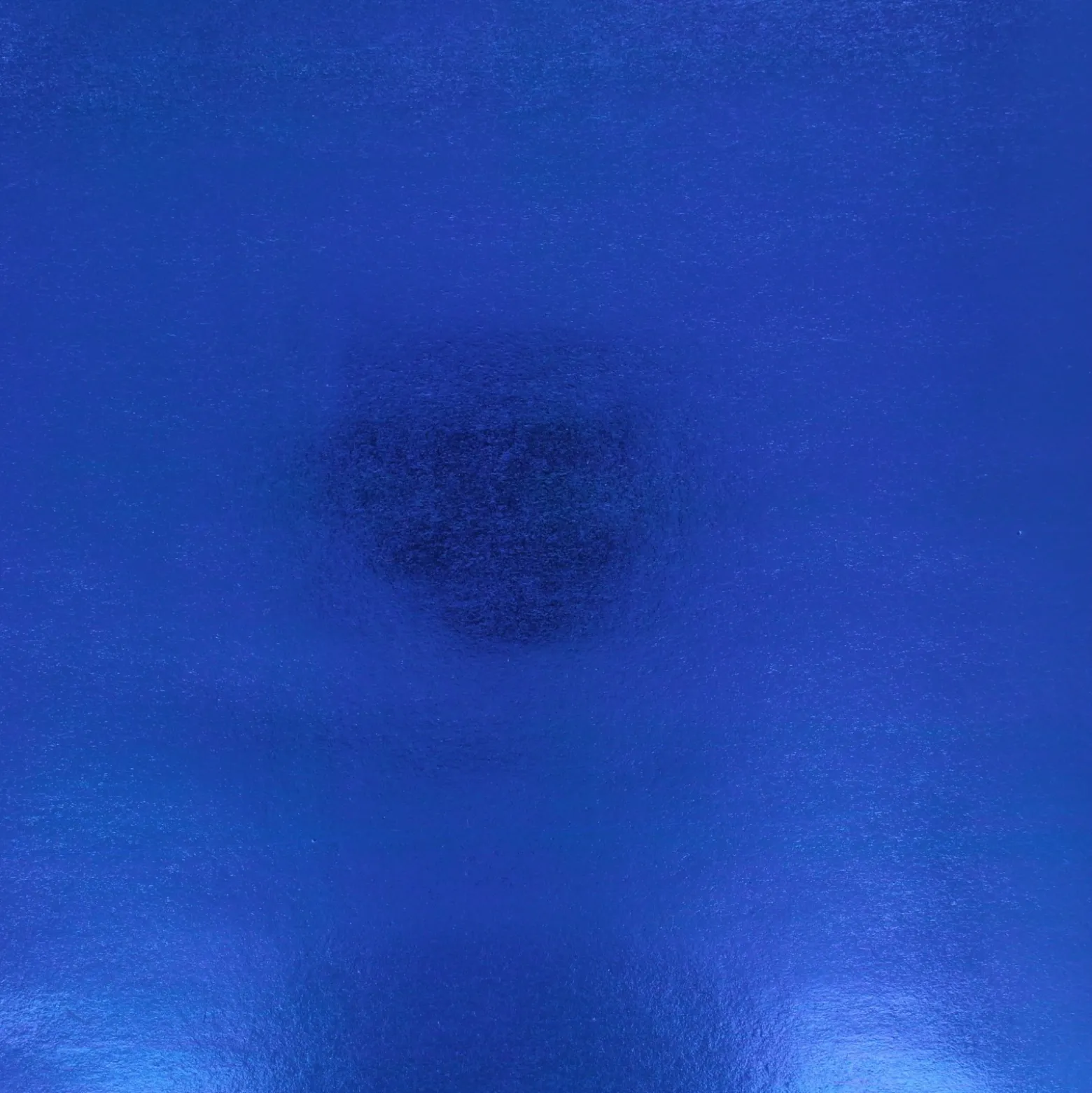 Papier à coudre métallisé - bleu électrique