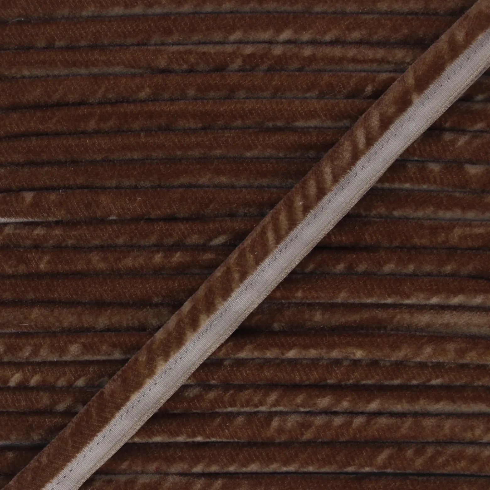 Passepoil velours Clovis - marron