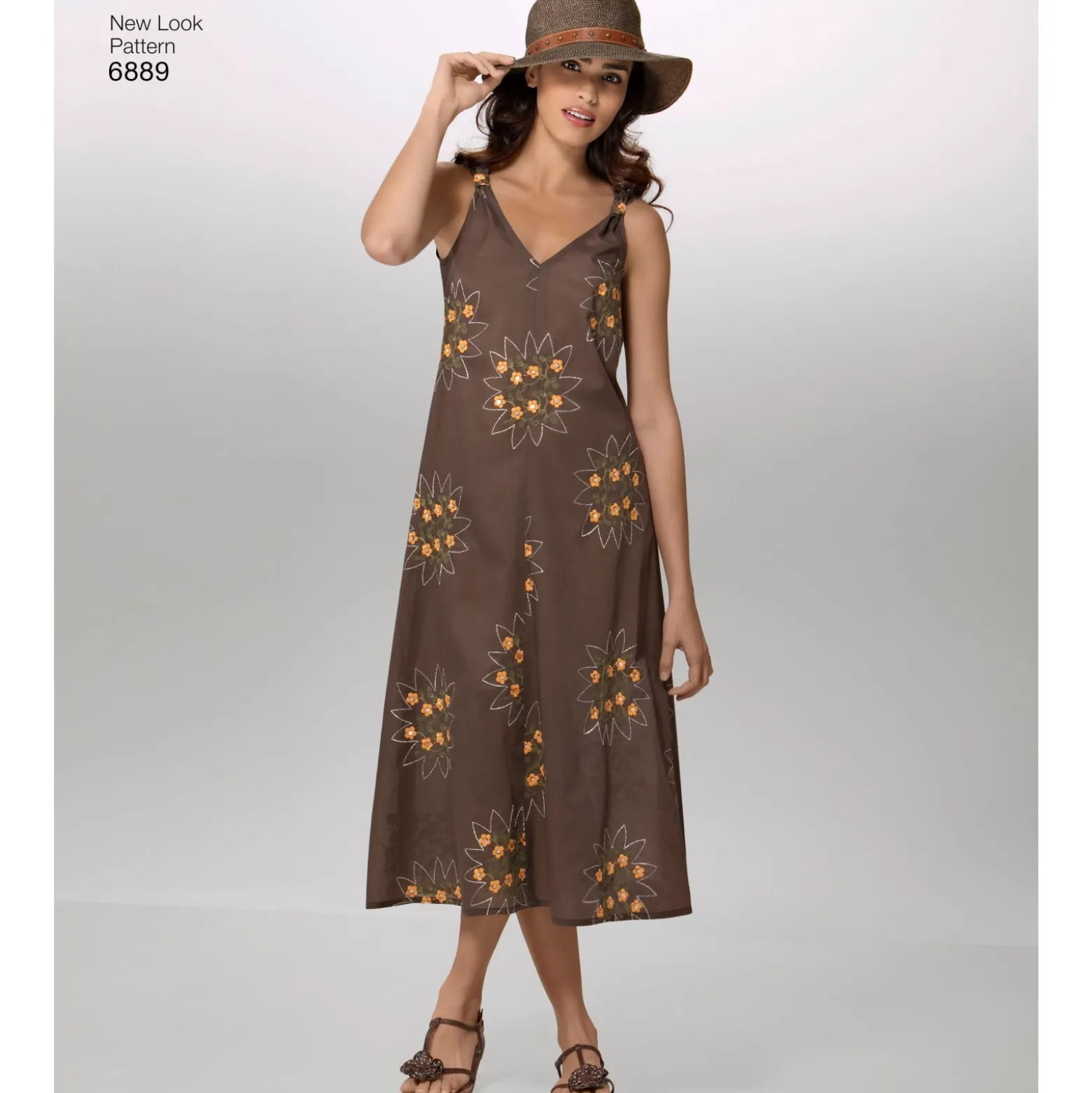Patron Robe Fluide Femme - New Look 6889