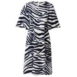 Patron robe manches papillons Femme - Burda n°6133