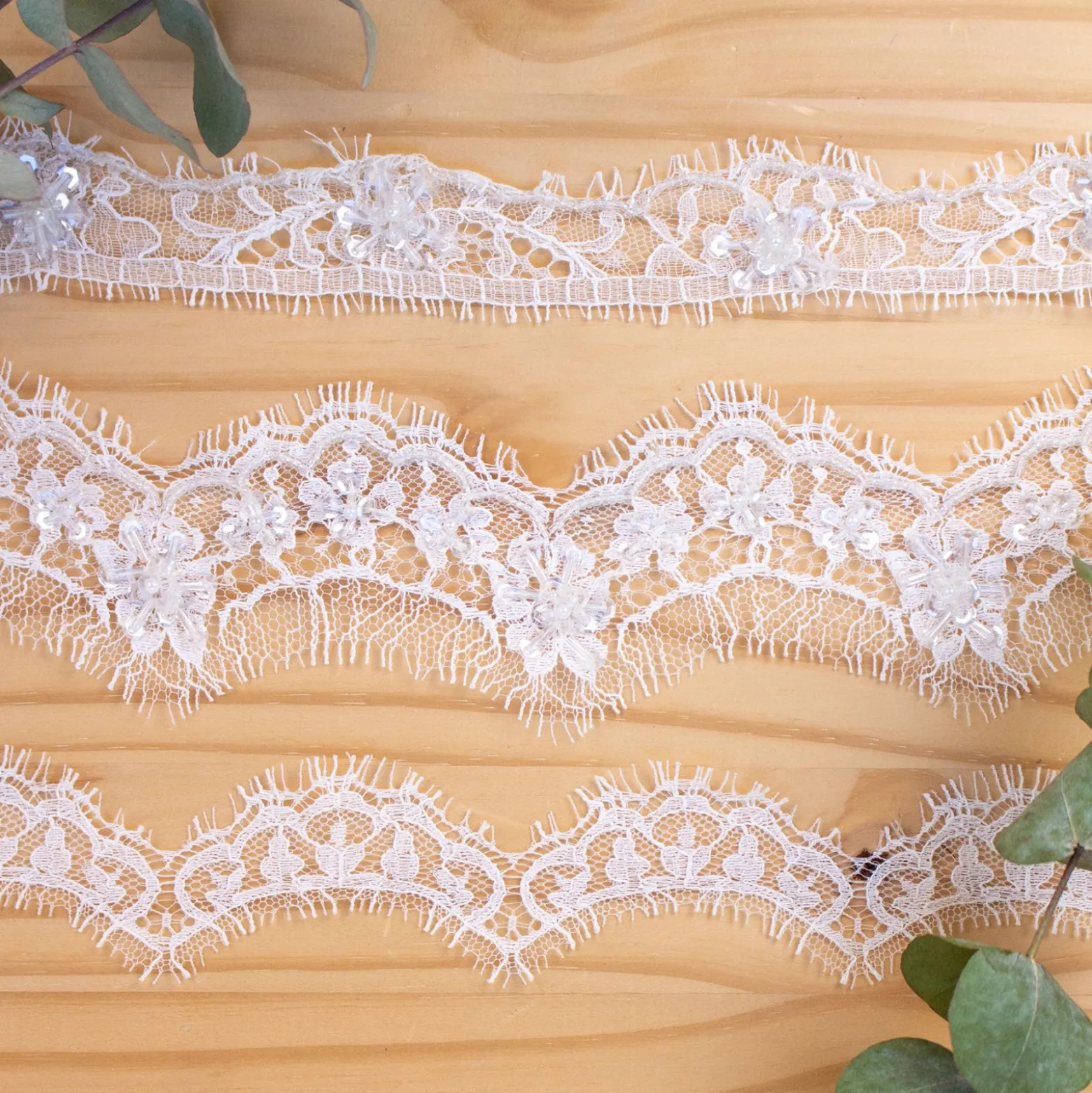 Ruban dentelle de Calais® perlée Mélodie 35 mm - ivoire x 50cm