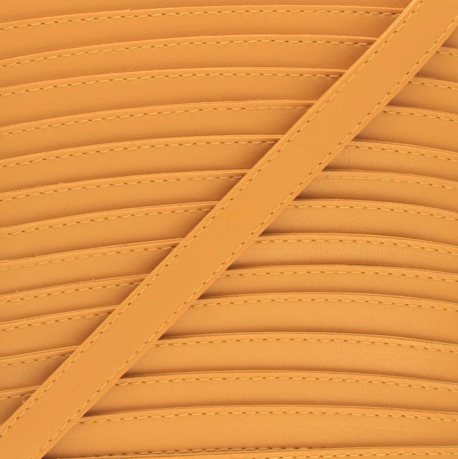 Sangle Simili cuir Gabriella - jaune moutarde