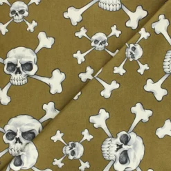 Tissu coton Alexander Henry Skull and bones - vert olive