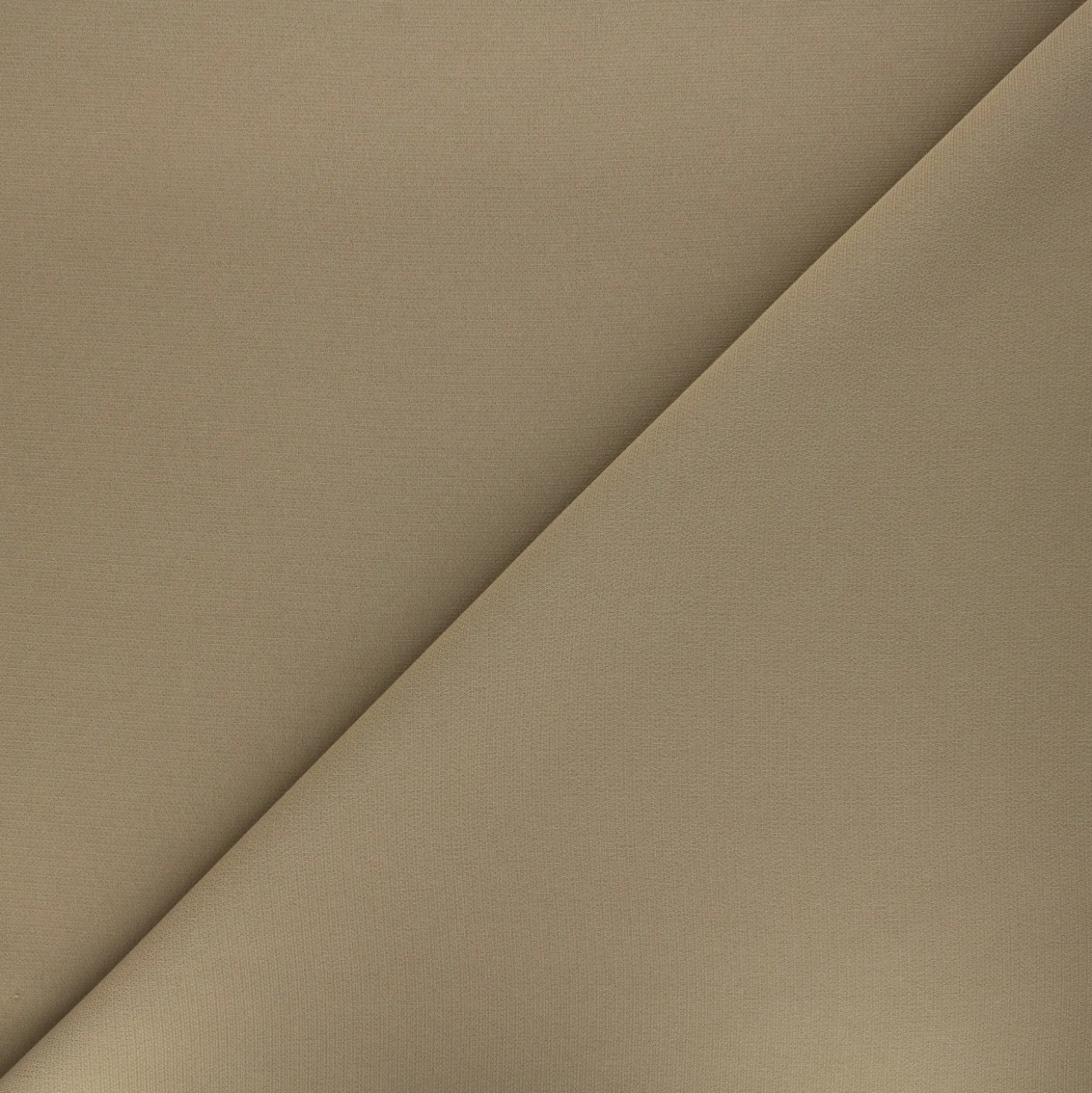 Tissu crêpe beige